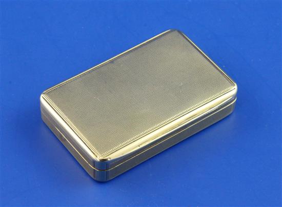 A George III engine turned 18ct gold snuff box, 49.5 grams.